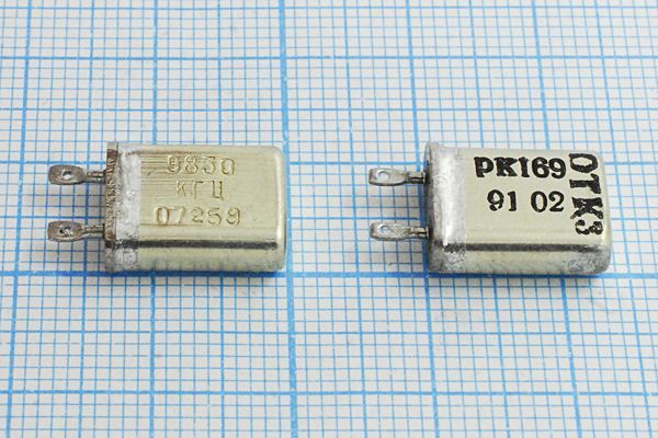 Кварцевый резонатор 9,83 МГц - 9830 МВ S 20 30/-30~60C РК169МВ-7БС 1Г