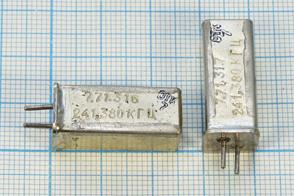 Кварцевый резонатор 0,24138 МГц - 241,38 УГ 1Г 11x11x25 (241,380КГЦ)