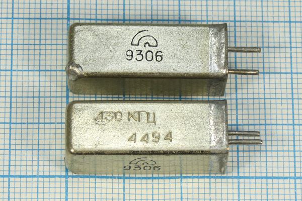 Кварцевый резонатор 0,43 МГц - 430 УД 1Г 11x11x28
