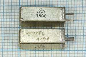 Кварцевый резонатор 0,43 МГц - 430 УД 1Г 11x11x28