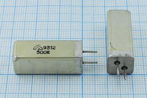 Кварцевый резонатор 0,5 МГц - 500 УД 20 100/-10~60C РК168УД-7АХ 1Г 11x11x28