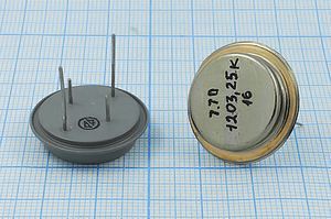 Кварцевый резонатор 1,20325 МГц - 1203,25 ТБ 35/-50~85C ТБ 1Г Кварцевый резонатор 1,20325 МГц - 1203,25 ТБ 35/-50~85C ТБ 1Г