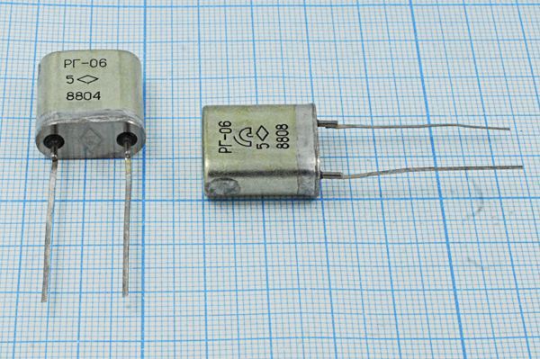 Кварцевый резонатор 1,7 МГц - 1700 HC33U РГ06ББ 1Г