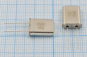 Кварцевый резонатор 2,5 МГц - 2500 HC49U 32 РПК01МД 1Г Кварцевый резонатор 2,5 МГц - 2500 HC49U 32 РПК01МД 1Г