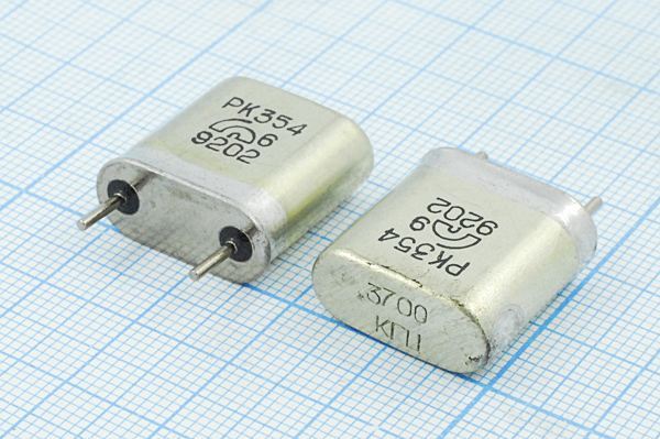 Кварцевый резонатор 3,7 МГц - 3700 HC6U РК354БА 1Г