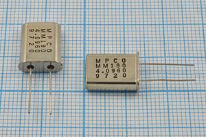 Кварцевый резонатор 4,096 МГц - 4096 HC49U 32 1Г 97г. (MPCO MM180 4.0960) Кварцевый резонатор 4,096 МГц - 4096 HC49U 32 1Г 97г. (MPCO MM180 4.0960)