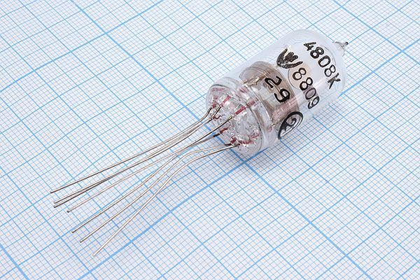 Кварцевый резонатор 4,808 МГц - 4808 СР 1Г 19x41