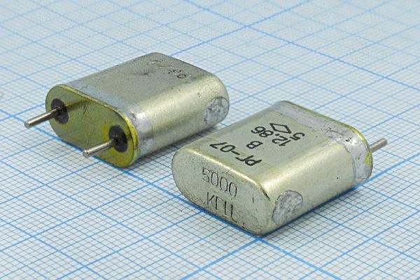 Кварцевый резонатор 5 МГц - 5000 HC6U РГ07БА 1Г