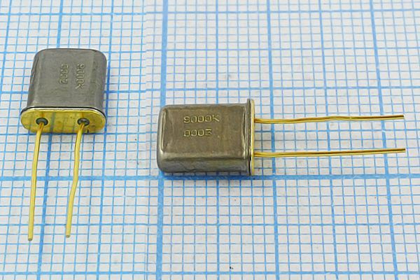Кварцевый резонатор 8 МГц - 8000 UM1 S 1Г (8000К)