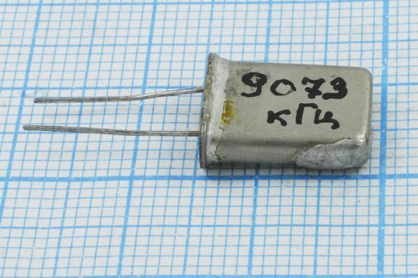 Кварцевый резонатор 9,073 МГц - 9073 HC18U S МД 1Г