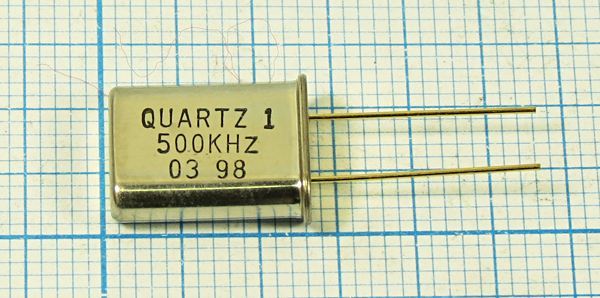 Кварцевый резонатор 0,5 МГц - 500 HC49U 100 1Г 3кОм кварцевый