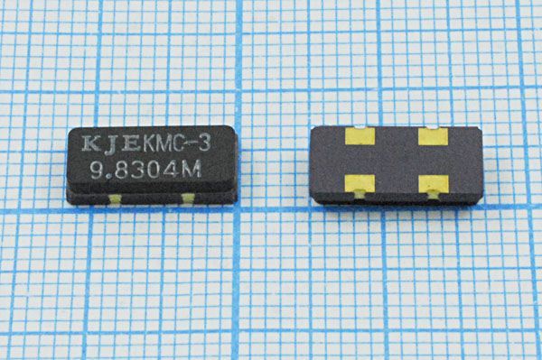 Кварцевый резонатор 9,8304 МГц - 9830,4 SMD12055C4 18 30 KMC3 1Г
