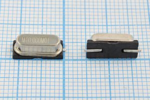 Кварцевый резонатор 10 МГц - 10000 SMD49S4 16 SMD49S 1Г (M10.000MOT) Кварцевый резонатор 10 МГц - 10000 SMD49S4 16 SMD49S 1Г (M10.000MOT)