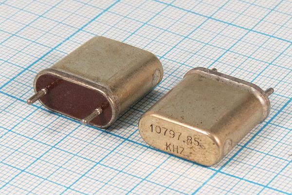 Кварцевый резонатор 10,79785 МГц - 10797,85 HC6U БА 1Г