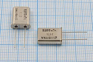 Кварцевый резонатор 11 МГц - 11000 HC49U S 15 30/-40~70C РПК01МД-6ВС 1Г Кварцевый резонатор 11 МГц - 11000 HC49U S 15 30/-40~70C РПК01МД-6ВС 1Г