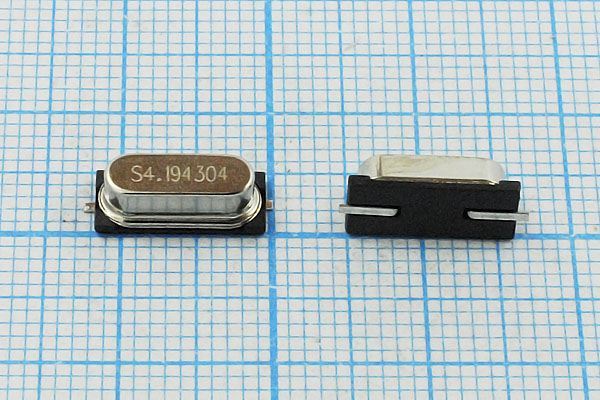 Кварцевый резонатор 4,194304 МГц - 4194,304 SMD49S4 30 20 20/-20~70C 49S-SMD 1Г (S