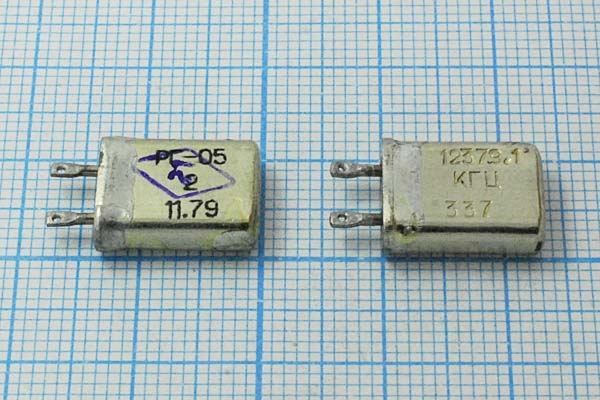 Кварцевый резонатор 12,3791 МГц - 12379,1 МВ РГ05МВ 1Г (12379.1 КГЦ РГ-05)