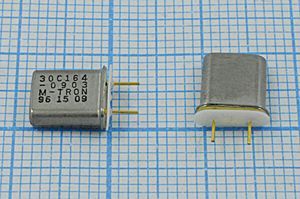 Кварцевый резонатор 12,5 МГц - 12500 UM1 S UM-1[M-TRON] 1Г +IS (30C164 M-TRON)