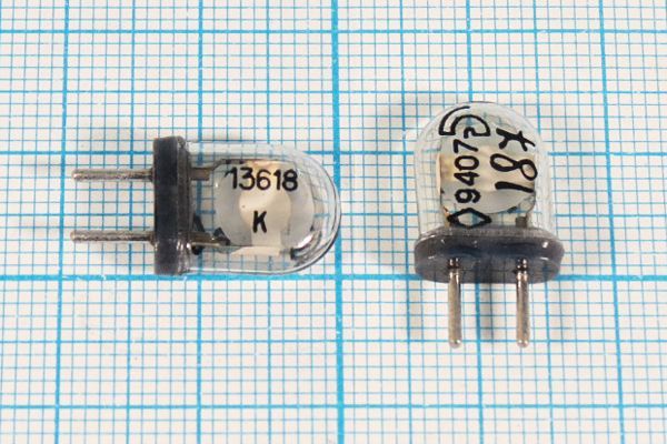 Кварцевый резонатор 13,618 МГц - 13618 КА 1Г