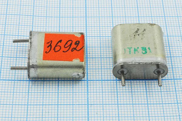 Кварцевый резонатор 3,692 МГц - 3692 HC6U БА 1Г
