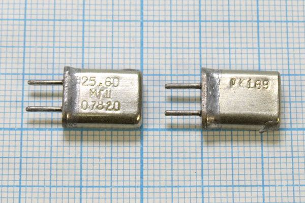 Кварцевый резонатор 25,6 МГц - 25600 HC25U РК169МА 3Г (25,60МГц РК169)