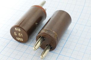 Кварцевый резонатор 5,165 МГц - 5165 П1 1Г (Б61)