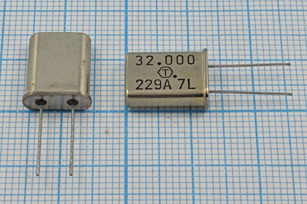 Кварцевый резонатор 32 МГц - 32000 HC49U 32 3Г (32.000 229А 7L) TOYOCOM