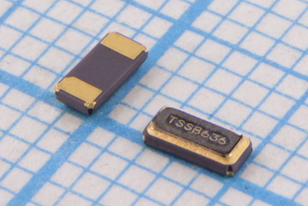 Кварцевый резонатор 0,032768 МГц - 32,768 SMD03215C2 7 20 SC-32S 1Г