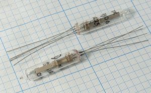 Кварцевый резонатор 0,0834 МГц - 83,4 ЭД 1Г 10x42