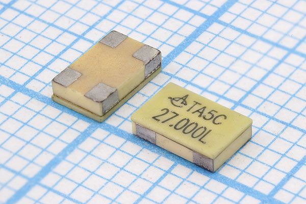 Кварцевый резонатор 27 МГц - 27000 SMD05032C4 20 20 20/-20~70C TA5C 1Г STE