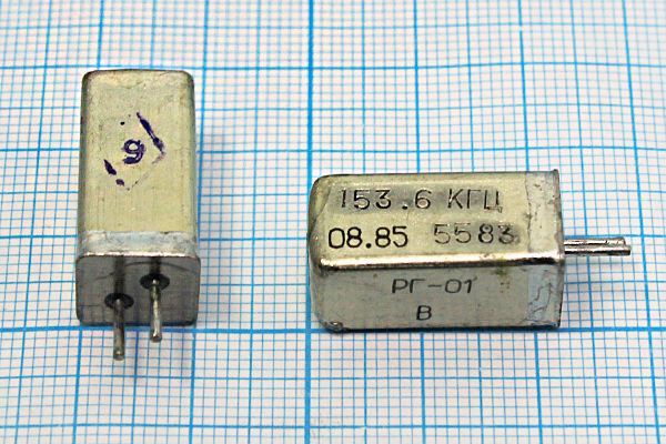 Кварцевый резонатор 0,05 МГц - 50 УЕ РГ01УЕ 1Г 11x11x34