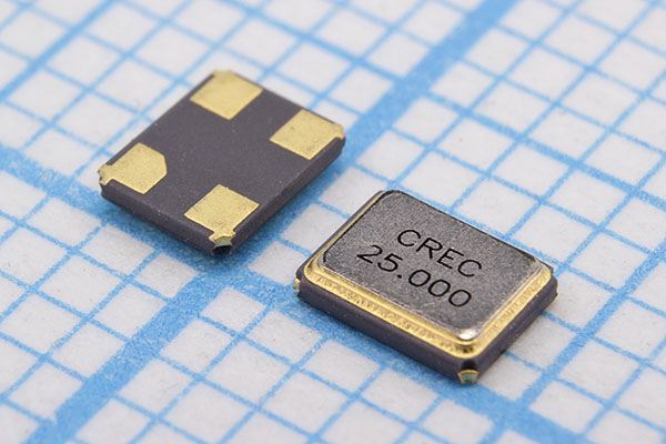 Кварцевый резонатор 25 МГц - 25000 SMD03225C4 12 10 20/-40~85C XMD 1Г CREC