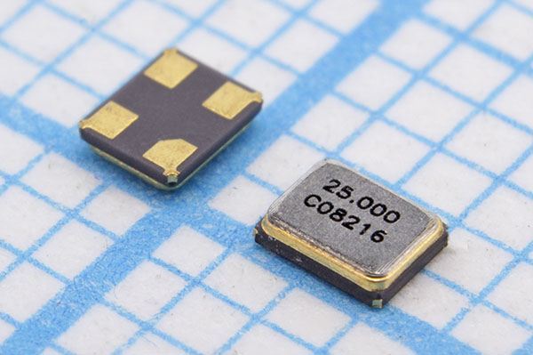 Кварцевый резонатор 25 МГц - 25000 SMD02016C4 8 30 30/-10~70C XMF 1Г CREC