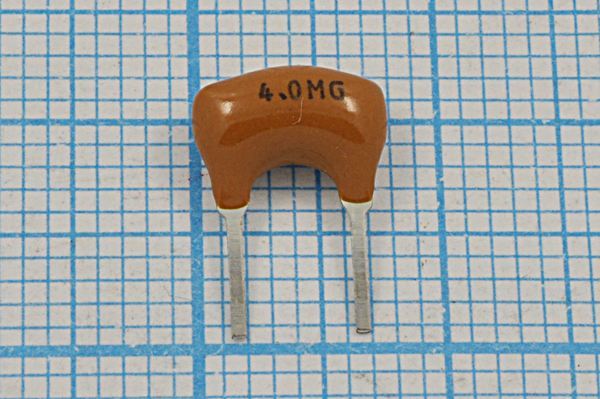 Кварцевый резонатор 4 МГц - 4000 C09x5x07P2 5000 ZTA4,00MG 2P