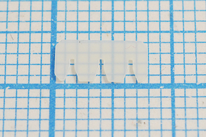 Изоляционная прокладка Q-9185 - 3 изол прокл 7.9x4.5x0.4P3 MYLAR 3конт