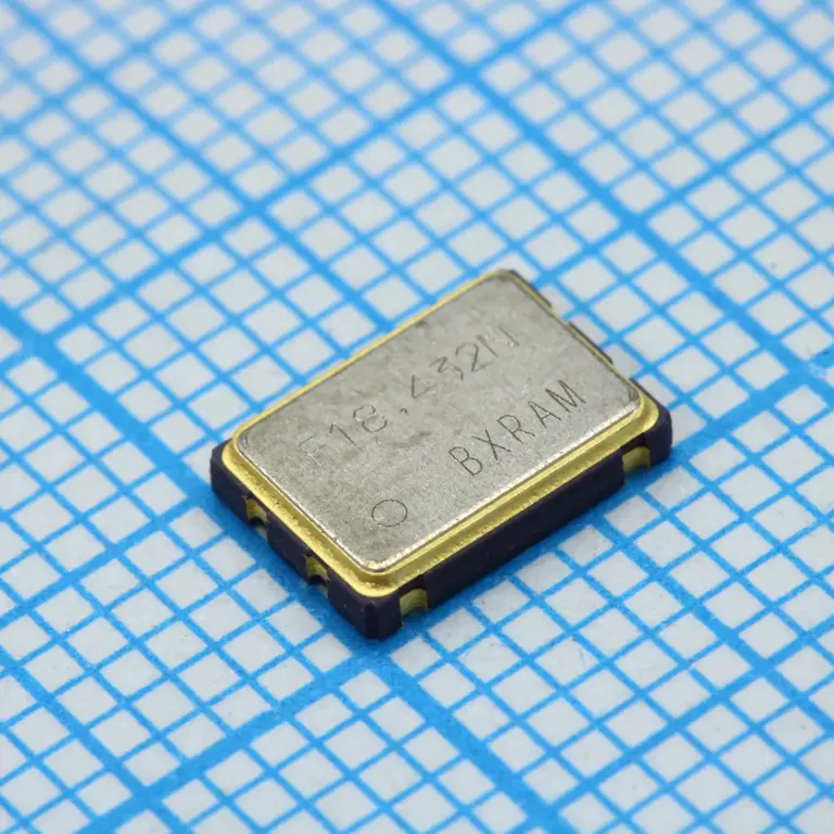 Кварцевый генератор 125000 KHz SMD07050C4 CM 1,6-3,3В SG-8018CA (EPSON 100/-40~85C) TJHPA