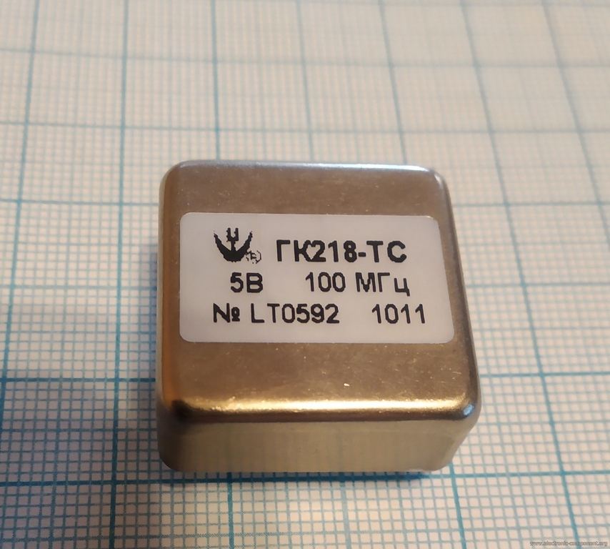 Кварцевый генератор 100000 КГц - ГК218-ТС-100М-1Е-7/ЕТ-А-2-5В-А10 OCXO 5В
