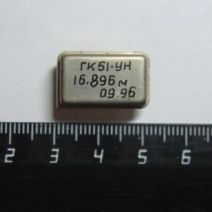 Кварцевый генератор 16896 КГц - ГК-51УН-16.896 DIL-14 (FULL) 5в CMOS