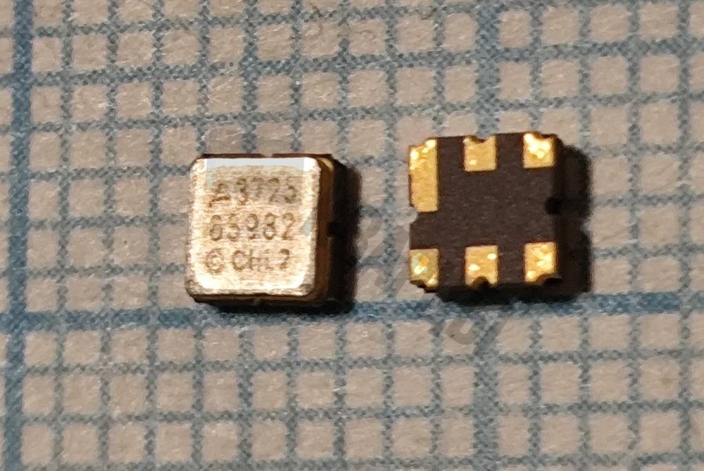 Кварцевый фильтр 869 MHz пол 2 MHz S0303C6 B39871B3725U410 Epcos