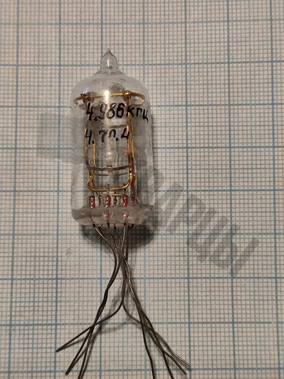 Кварцевый резонатор 4.986 МГц - 4986 РВ-01