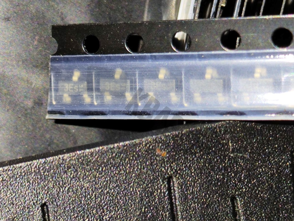 Биполярный транзистор BC857A-E6327