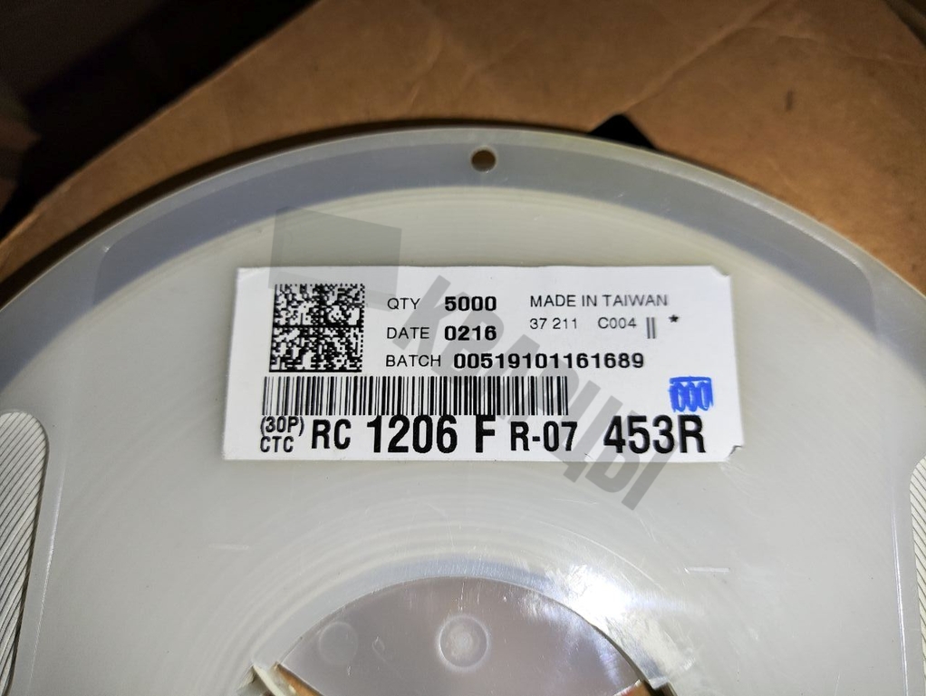 Чип резистор RC1206FR-07453RL thick film SMD 1206 453Ом 0,25Вт ±1% -55-155°C