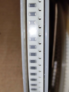 Чип резистор RC1206FR-07453RL thick film SMD 1206 453Ом 0,25Вт ±1% -55-155°C