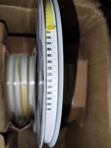 Чип резистор RC06K7105JT 1206