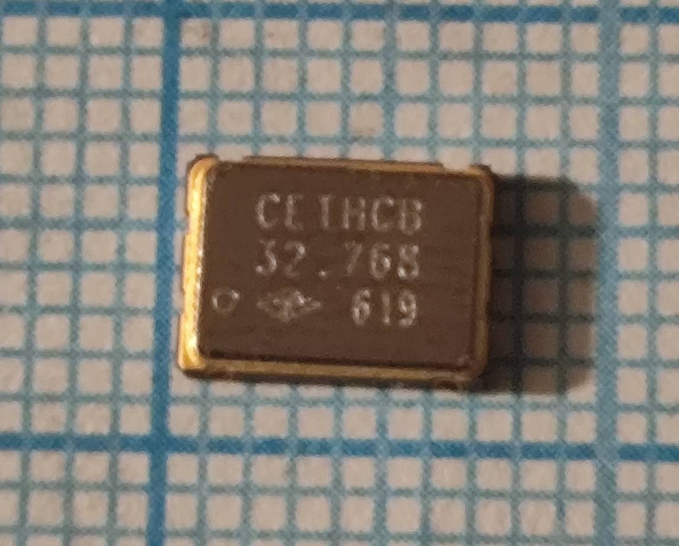 Кварцевый генератор 32.768 КГц - OCEFGCJANF SMD 07-05 3.3в CMOS TAITIEN